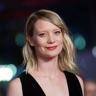 Mia Wasikowska