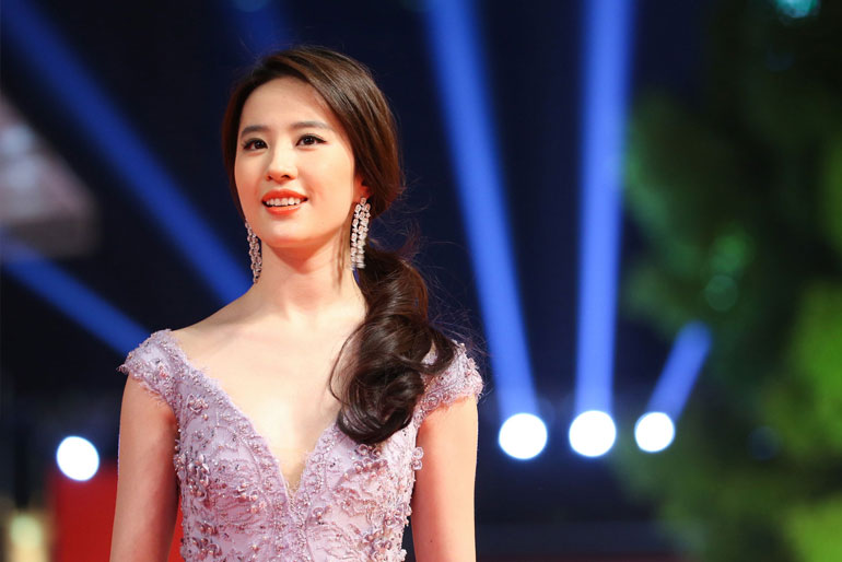 Liu Yifei (刘亦菲)